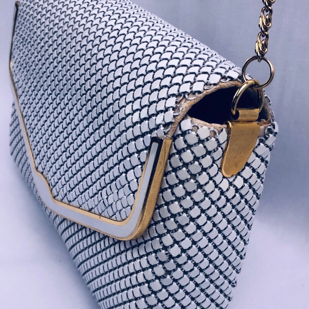 White Metal Rhinestone party/evening bag.